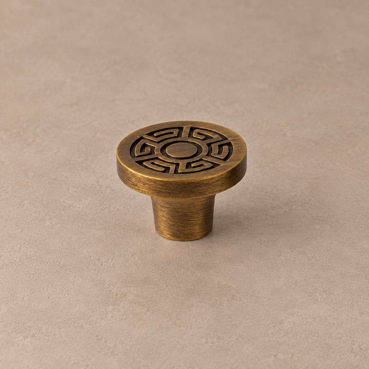 Engraved Plate Cabinet Pull — Antique Brass — knob-detail