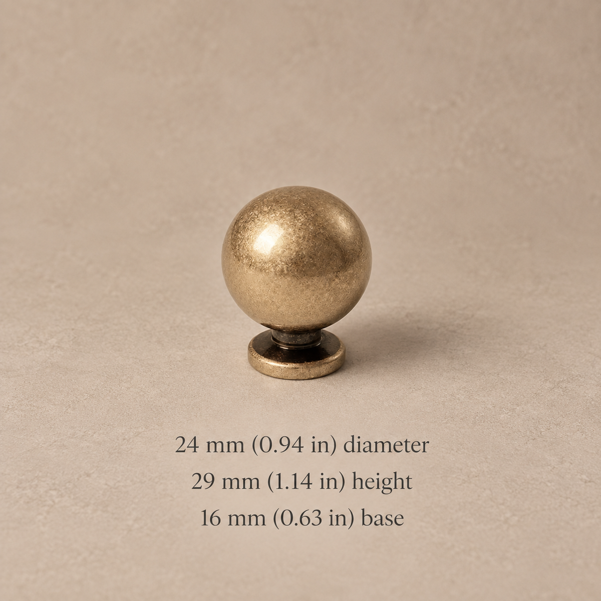 Aged antique brass ball knob, 24 mm (0.94 in) diameter