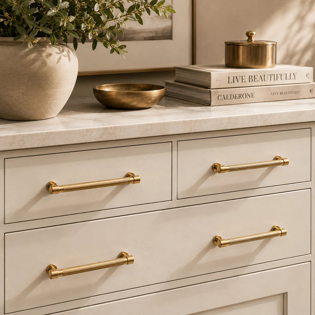 Cabinet hardware