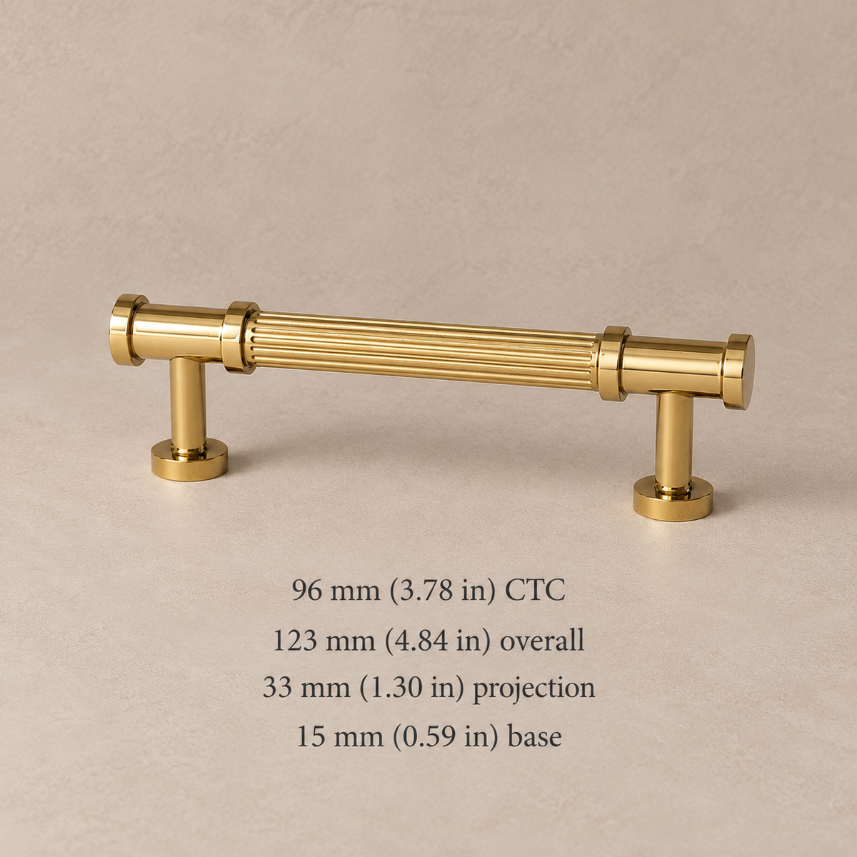 Polished gold fluted pull, 96 mm (3.78 in) hole spacing