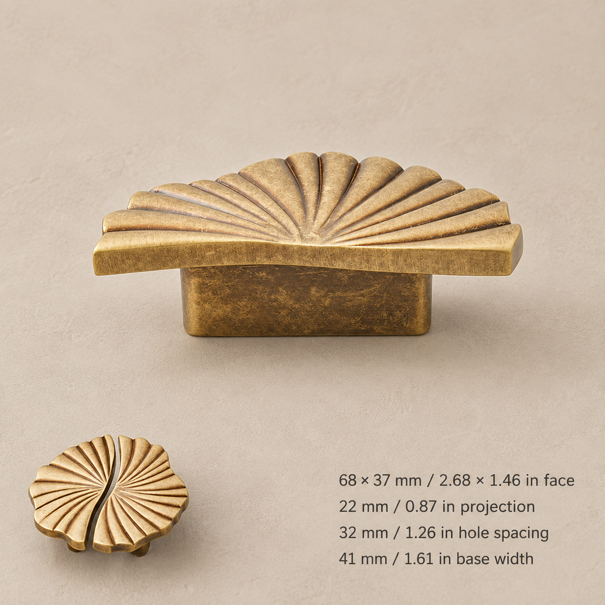 Ruffled cabinet hardware — antique fan — measurements in millimetres and inches